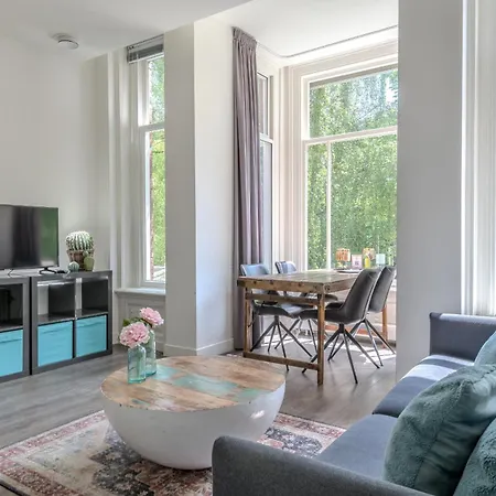 Oranjestaete Boutique & Nijmegen