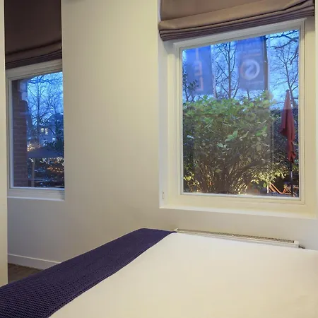 Oranjestaete מלון 3*