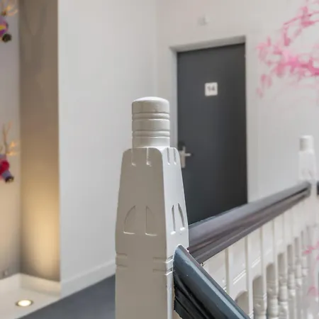 Oranjestaete Boutique & Nijmegen