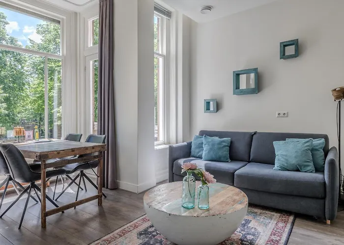 Отель Oranjestaete