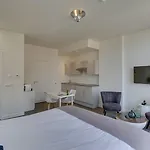 Oranjestaete 3*