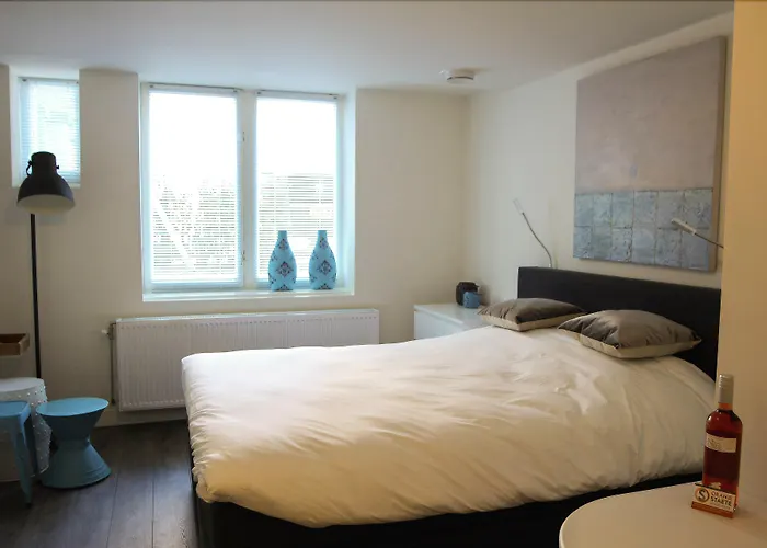 Hotel Oranjestaete 3*